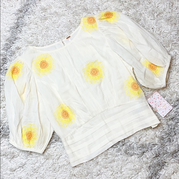 Free People Tops - Free People Sunflower Blouse Yellow Flower Crop S
